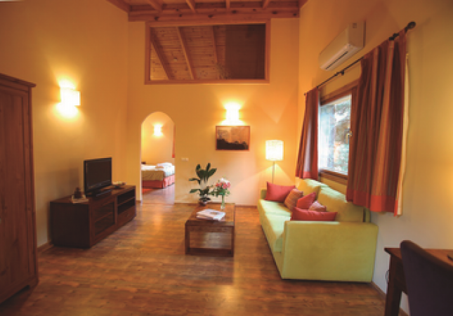 Las mejores habitaciones en Hotel La Sierra by Selecta . Relájate con los mejores precios de Madrid